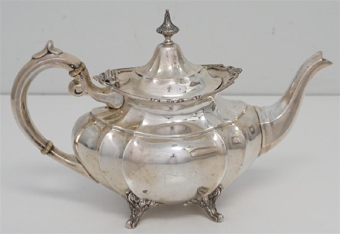 REED & BARTON STERLING HAMPTON COURT TEAPOT (1 of 11)