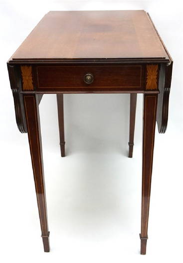 Drop-Leaf & Pembroke Tables