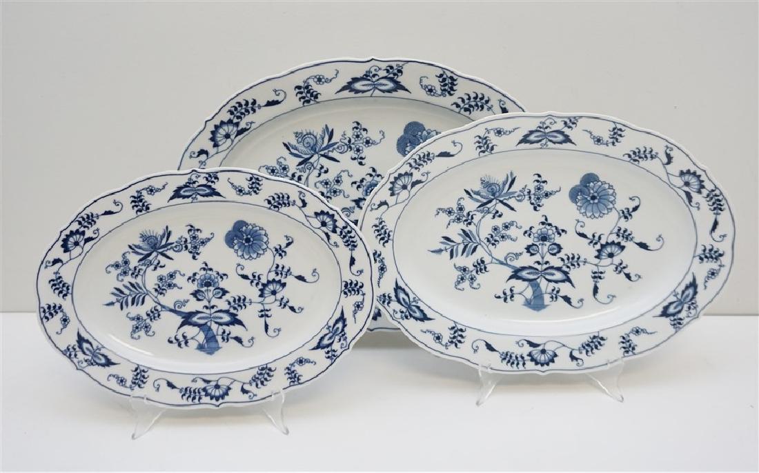 3 BLUE DANUBE SERVING PLATTERS (1 of 6)