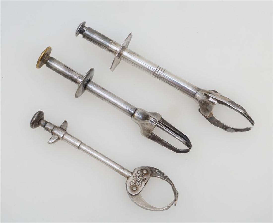 3 ANTIQUE ICE CUBE / SUGAR / OLIVE CLAWS (1 of 6)