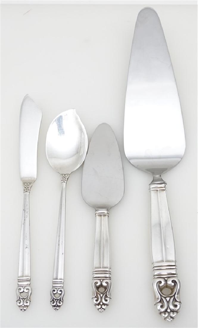 4 STERLING ROYAL DANISH SERVING ITEMS (1 of 4)