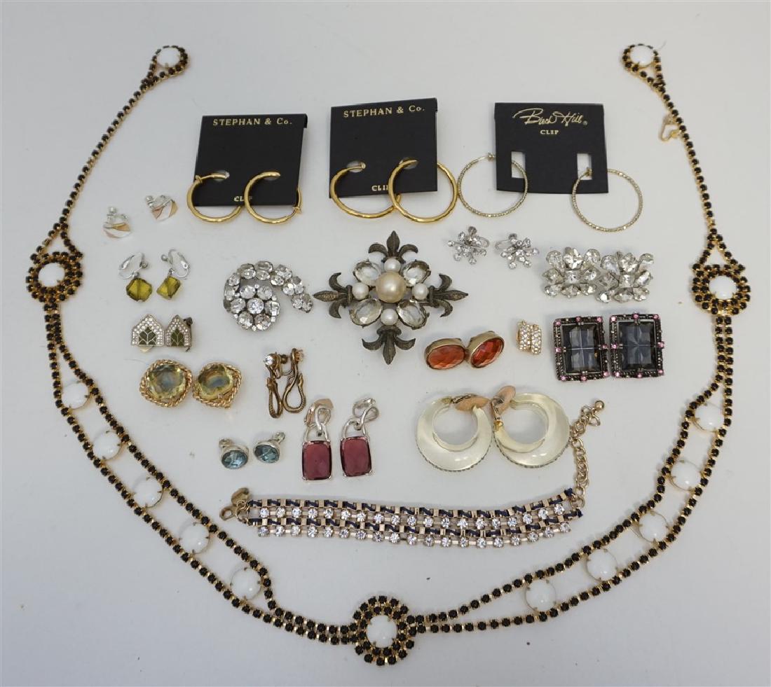 20PC VINTAGE ESTATE COSTUME JEWELRY (1 of 8)