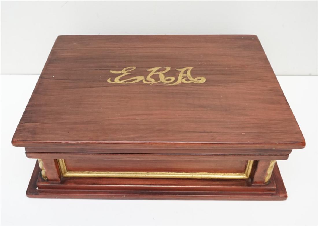 CUSTOM MADE WOOD BOX (1 of 10)
