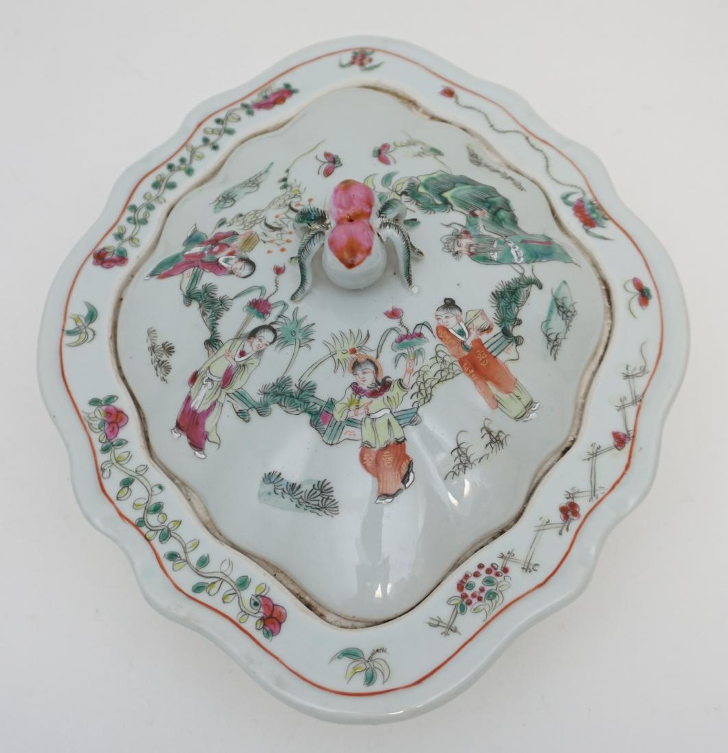 CHINESE EXPORT PORCELAIN COVERED DISH (1 of 13)