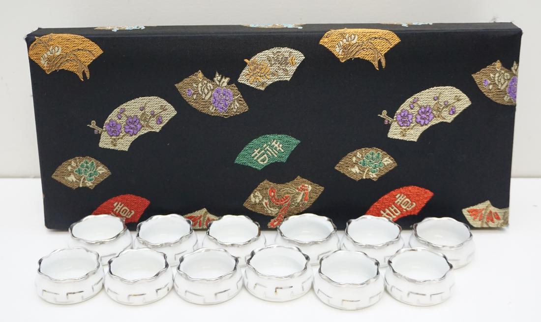 12 O & E GUTHERZ PORCELAIN SALTS (1 of 4)