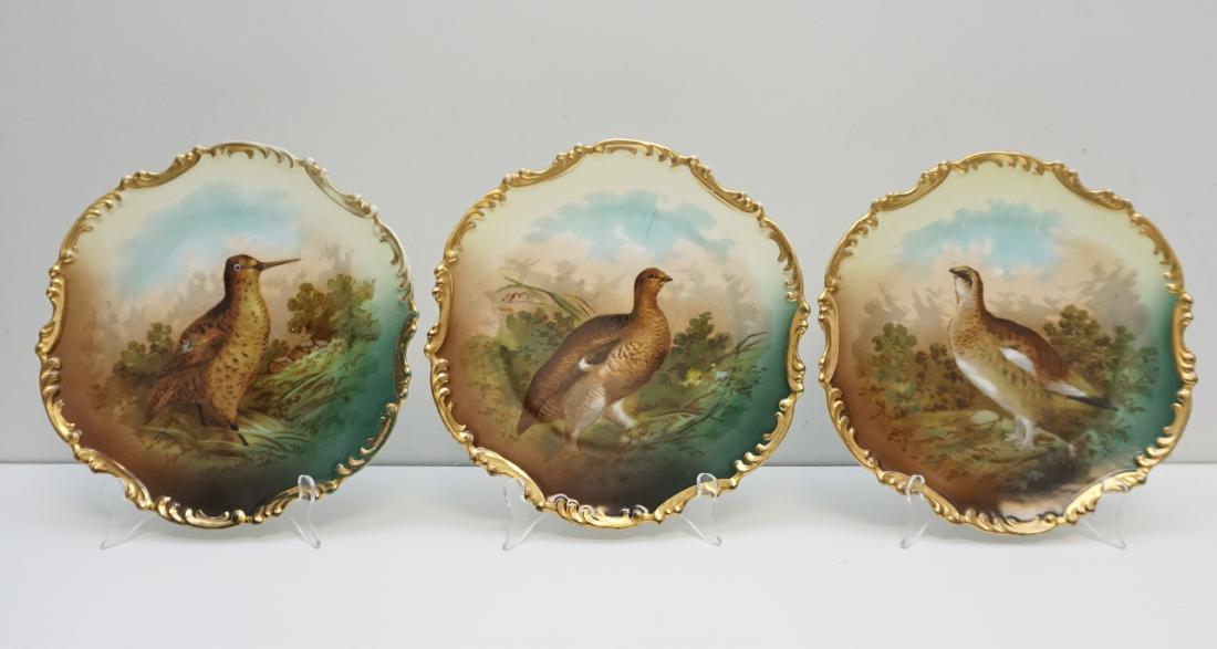 3 ROYAL MUNICH BAVARIA GAME PLATES: Three Antique Royal Munich Bavaria wall or cabinet plates depicting various game birds each measuring 10''. Very good condition, minor gilt loss. Weight 2 pds 13 oz. PROVENANCE: A Charleston SC Privat