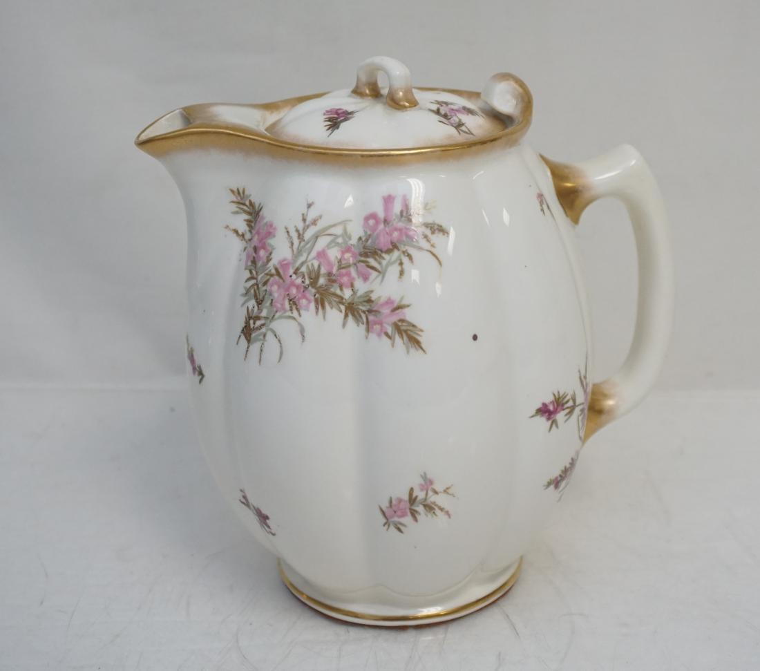 GEORGE JONES ENGLISH TEAPOT: Early 20th c. George Jones Crescent Ware Teapot c. 1910. Measures 7"x5"x7 1/2". Good condition. Weight 1 pd 13 oz. PROVENANCE: A Private Charleston SC Estate.