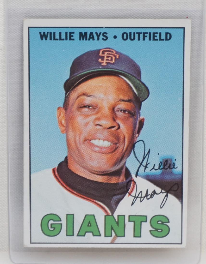 WILLIE MAYS 1960 TOPPS #200: 1960 Willie Mays Topps #200 San Francisco Giants Baseball Card. The card is in excellent condition and is in a sleeve. PROVENANCE: A Private Charleston SC Estate. Part of a very large and extensive 60