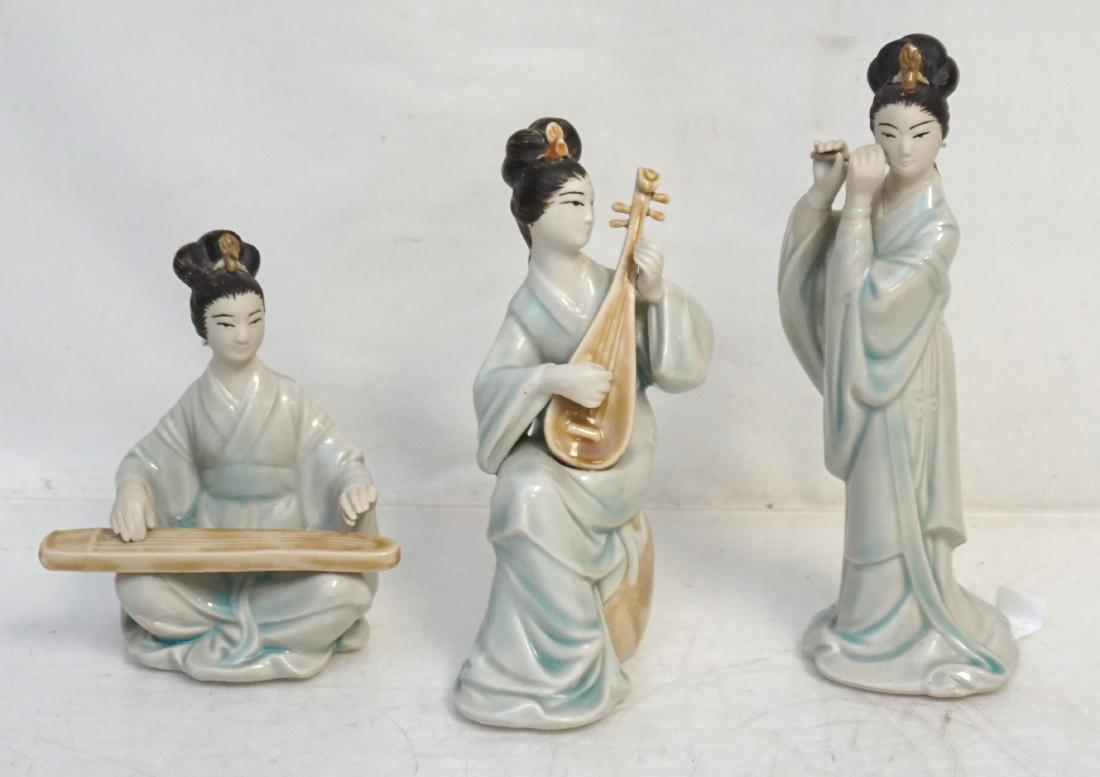 3 CHINESE PORCELAIN MUSICIANS: Three (3) 20th c. Chinese Porceain Imperial Court Musicians. Tallest 7 1/2". Weight on all 1 pds. 6 oz. PROVENANCE: A Private Charleston SC Estate.