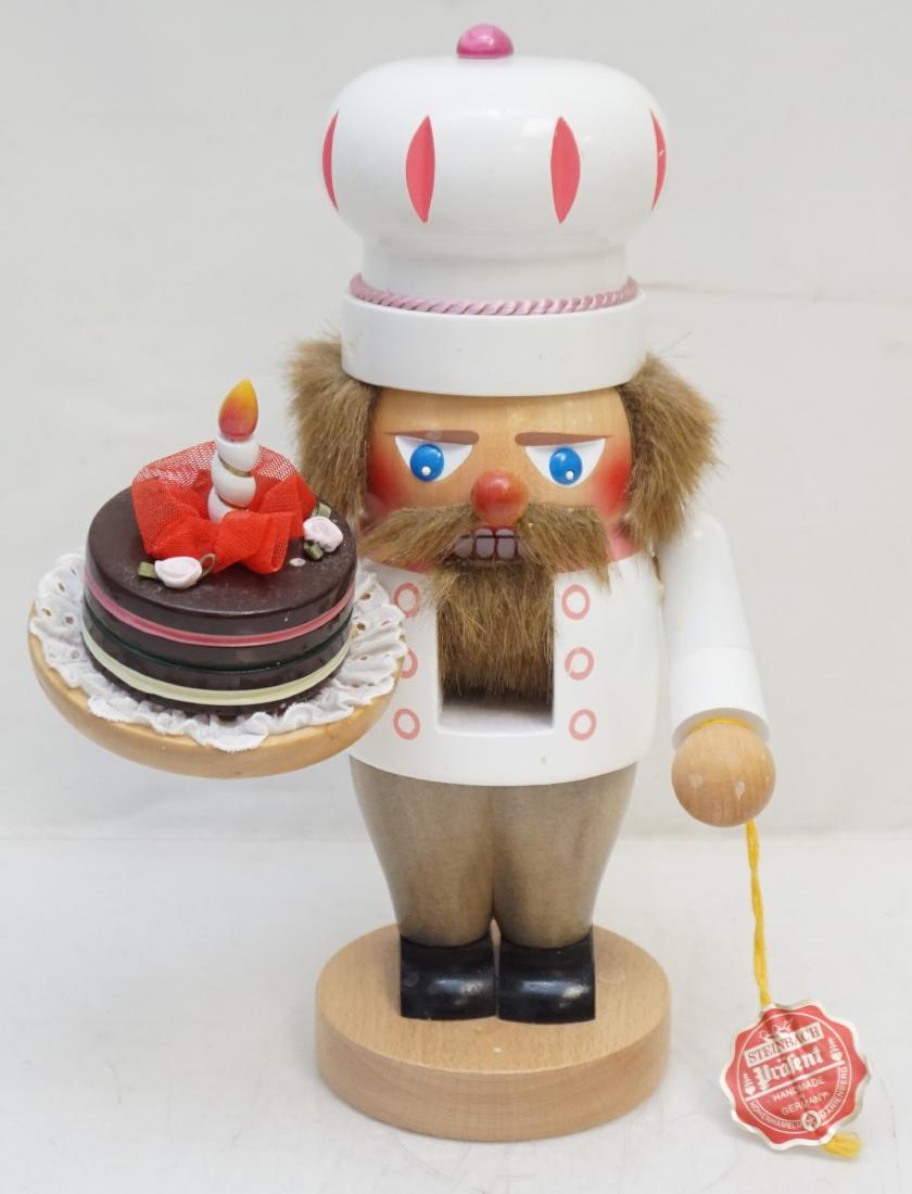 STEINBACH BIRTHDAY NUTCRACKER (1 of 9)