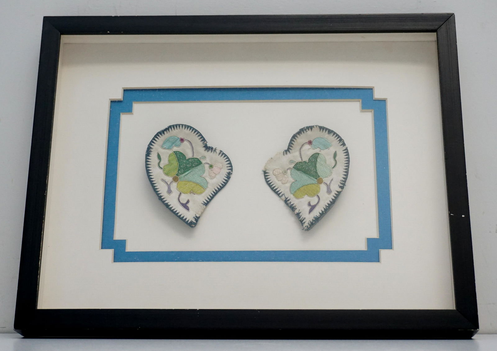 CHINESE QING DYNASTY SILK EMBROIDERED LOTUS SLIPPERS (1 of 6)