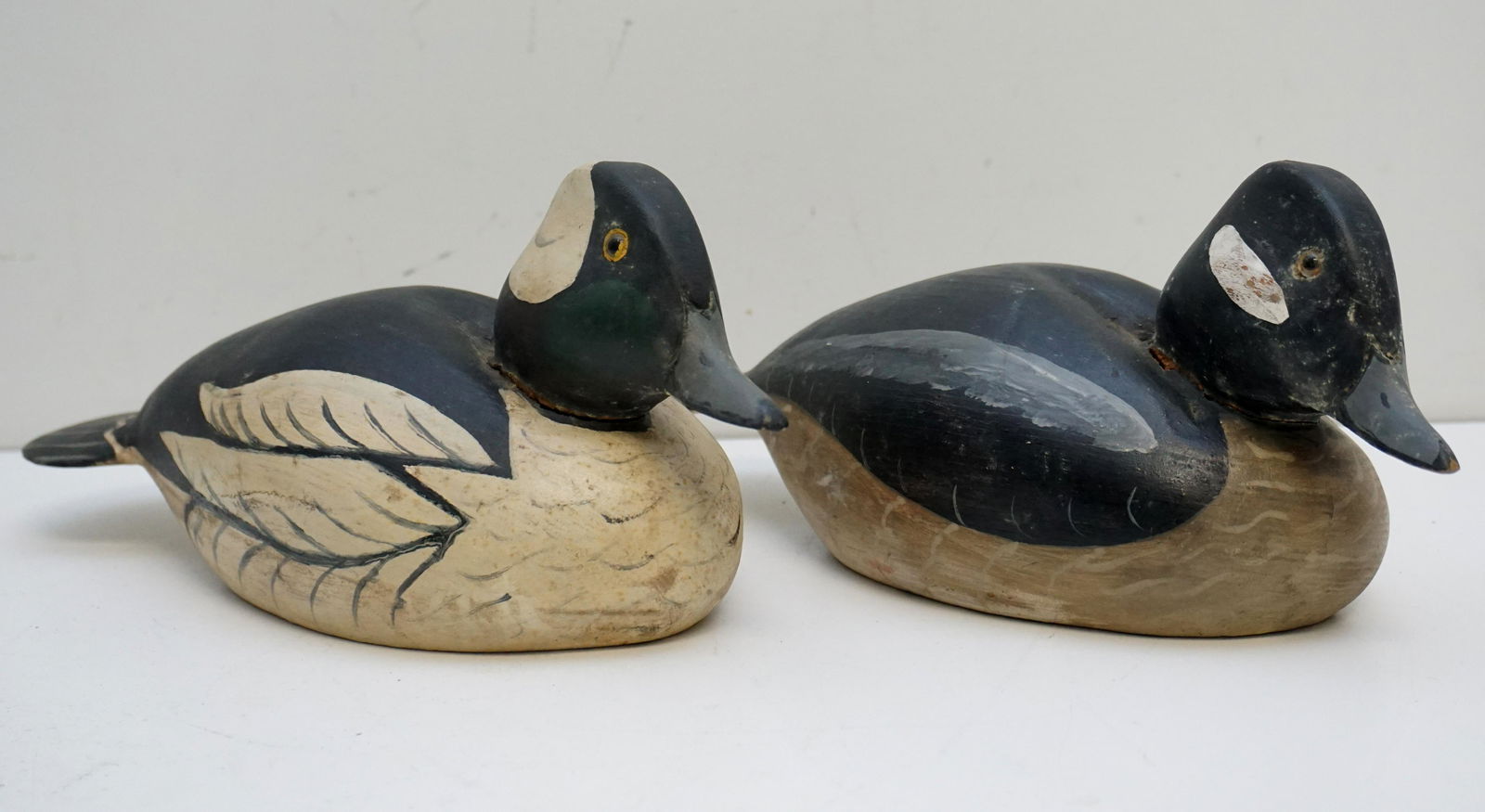 2 BUFFLEHEAD DRAKE DECOYS - BACK BAY (1 of 8)