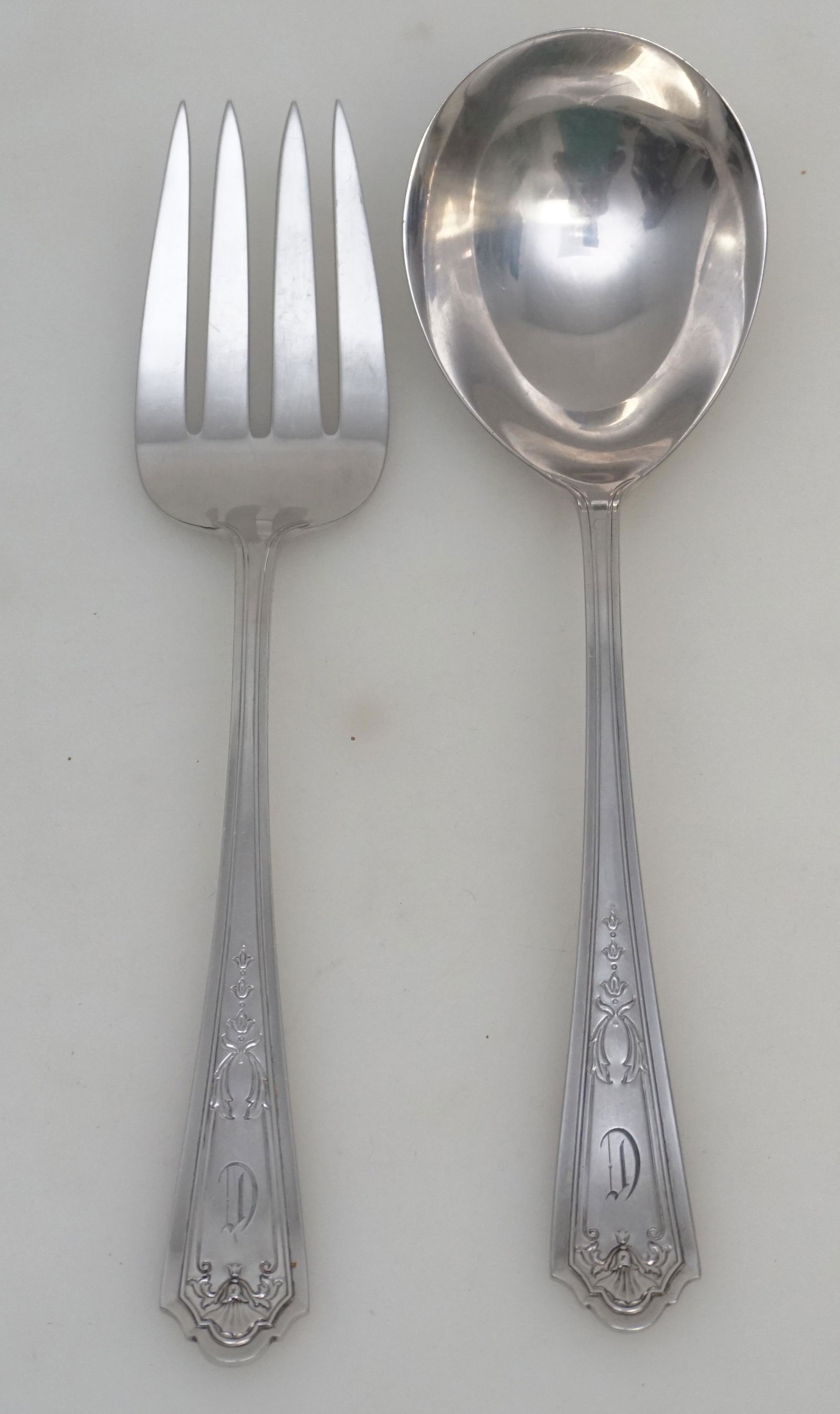 2 STERLING SILVER 1912 QUEEN LOUISE SALAD SET (1 of 5)