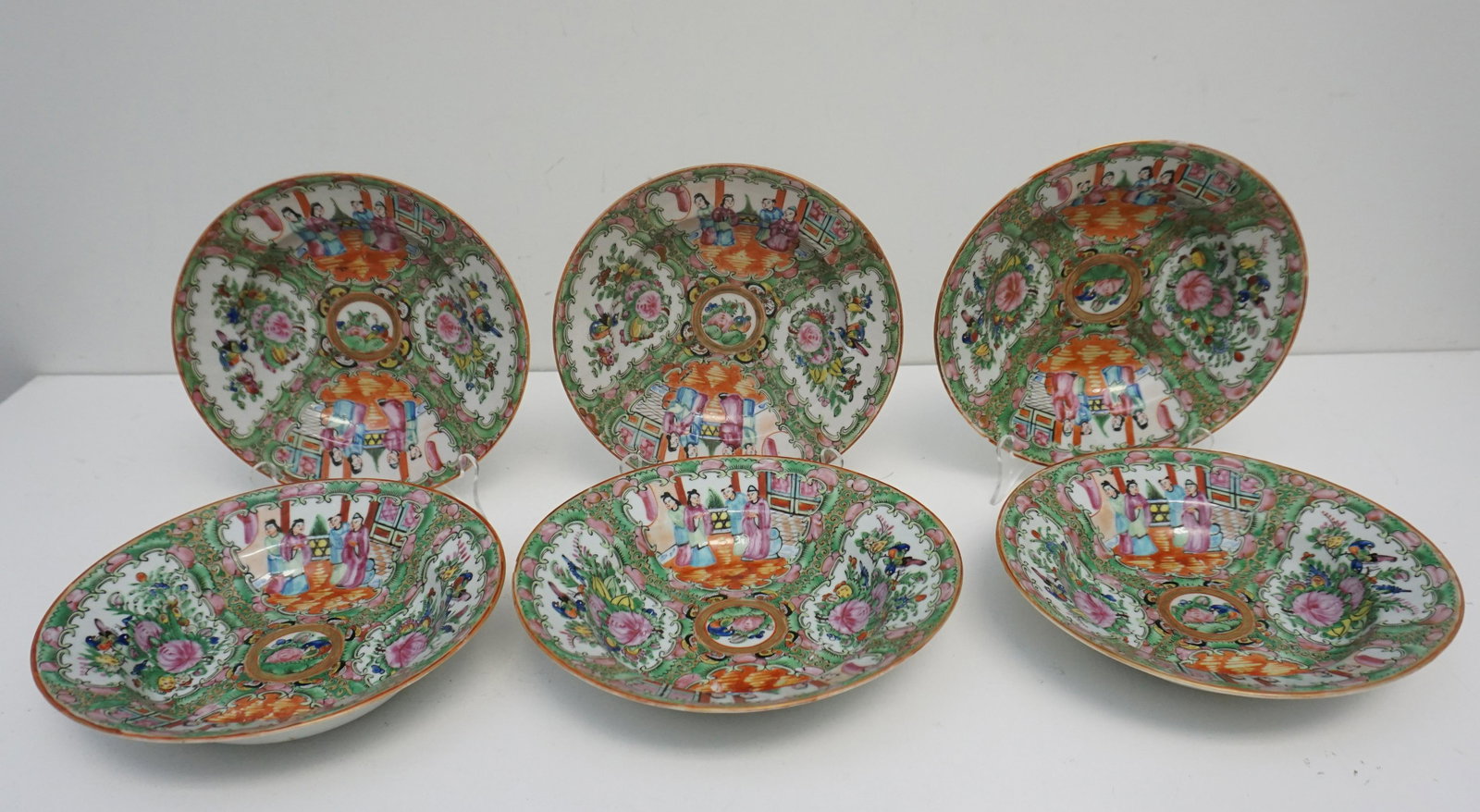 6 CHINESE EXPORT ROSE MEDALLION BOWLS (1 of 11)