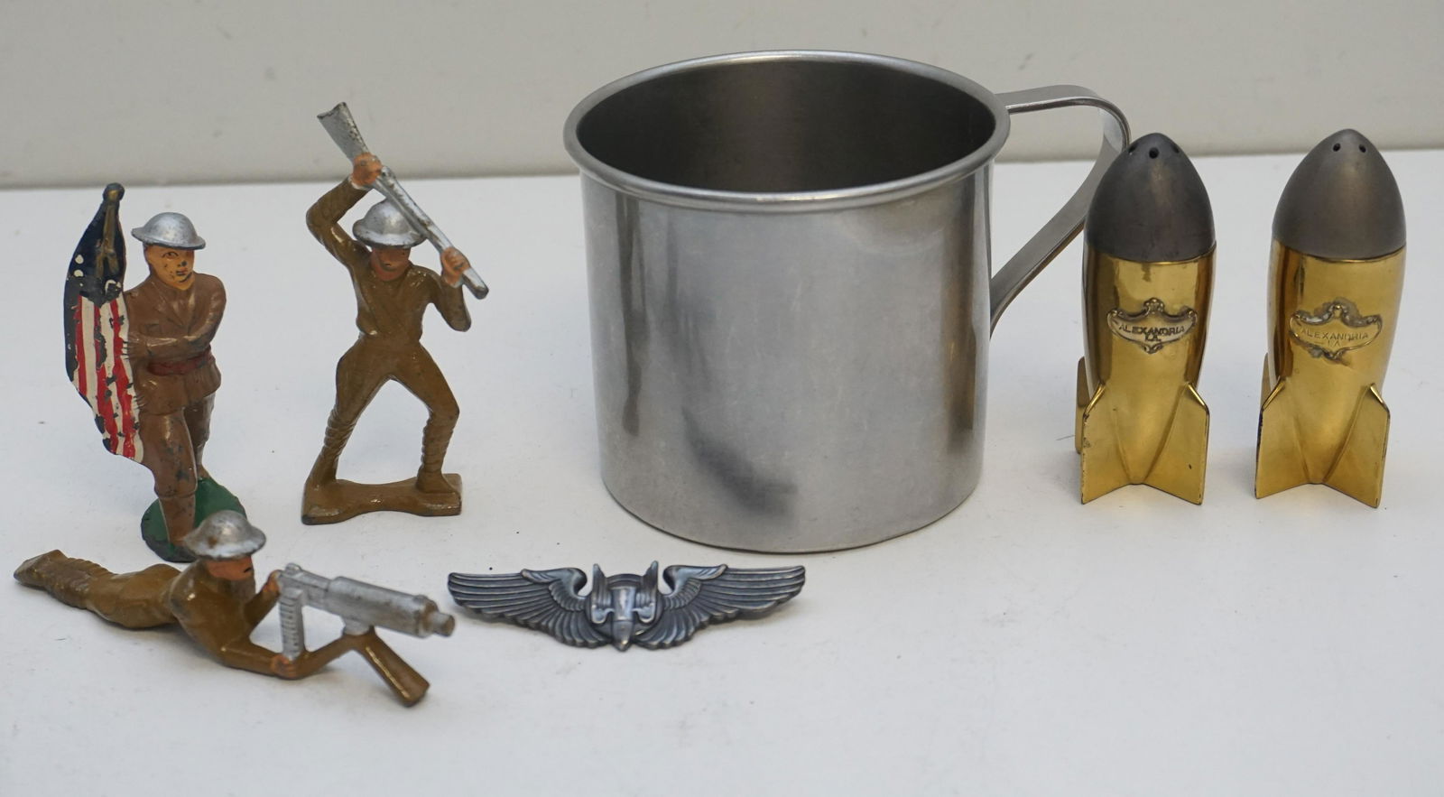 4 PC WWII MEMORABILIA - WINGS + (1 of 6)