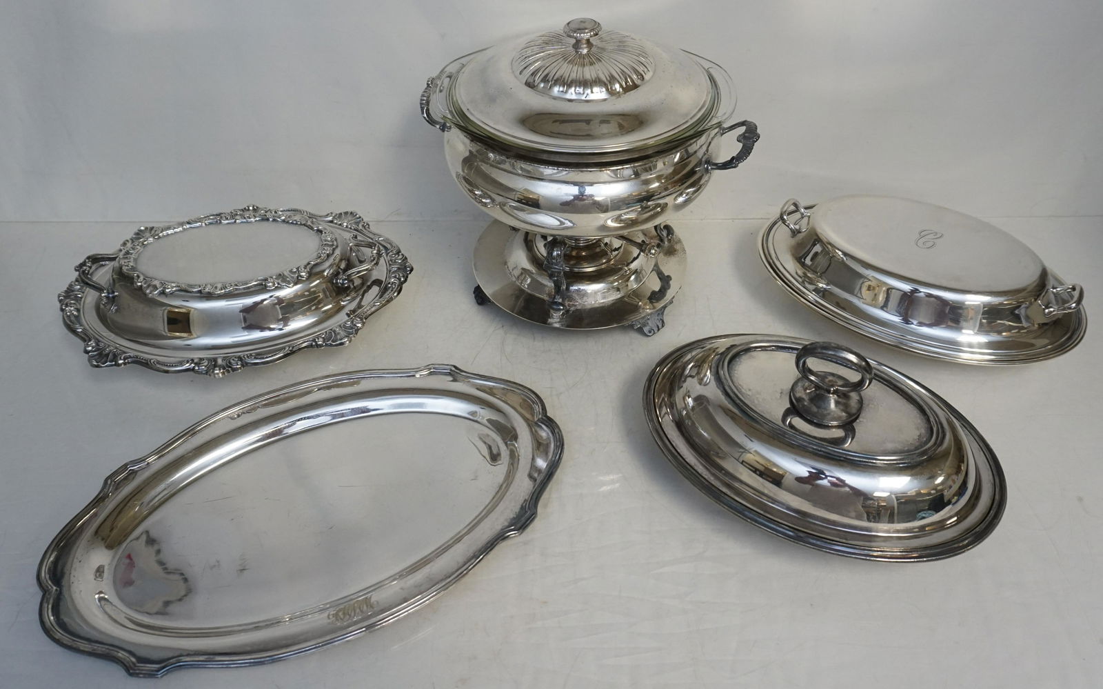 5 pc AMERICAN SILVER PLATE SERVING DISHES (1 of 8)