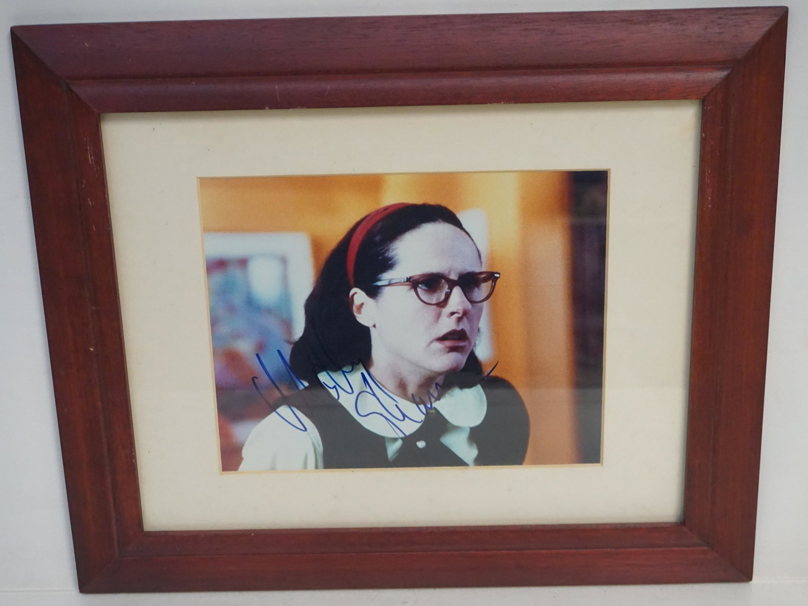 MOLLY SHANNON SNL AUTOGRAPH PHOTO: Autographed Photograph of Saturday Night Live Alumni, Molly Shannon as Mary Catherine Gallagher, Catholic School "Superstar:" In wood frame with COA. In frame 14 3/4"x17 1/2"x1". Weight 3 pds 6 oz. PR