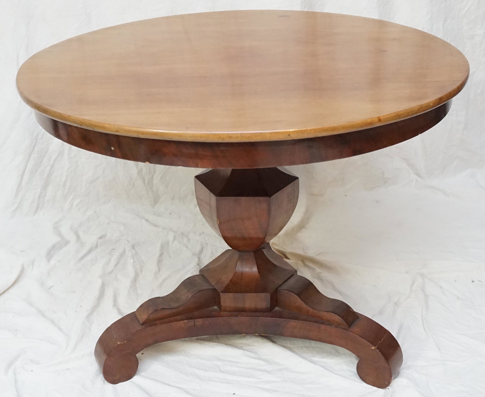AUSTRIAN BIEDERMEIER TABLE 19th c: Elegant Antique 19th c. Austrian Biedermeier Table. Circular Top on Urn Shaped Pedestal on scrolled Base. Some minor age appropriate wear to veneers. Purchased in Vienna. 38.5" Round x 29.25" Tall.PRO
