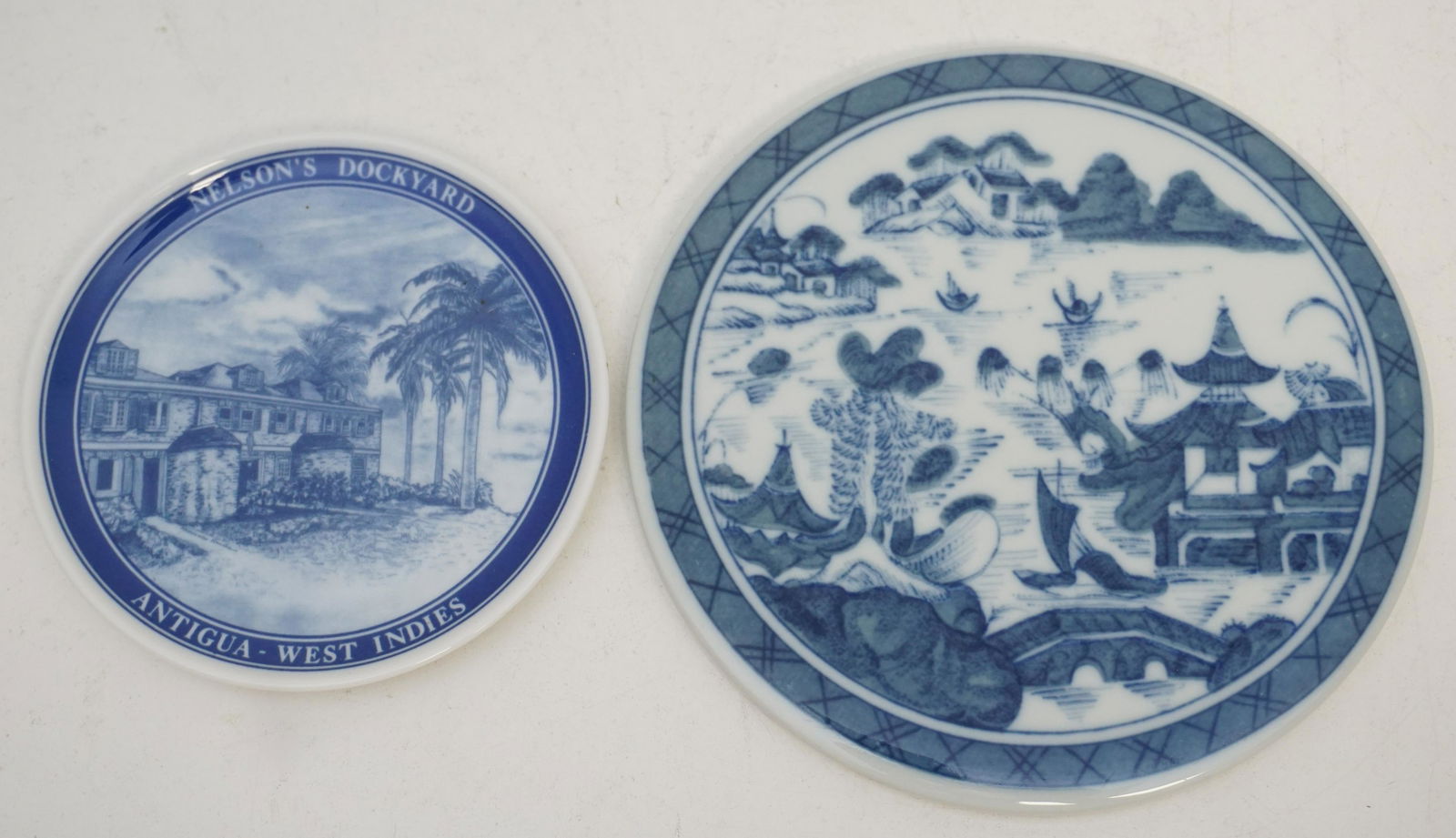 2PC MOTTAHEDEH & HUTSCHENREUTHER: 1- Historic Charleston Mottahedeh Tea Tile 5 1/4".. 2- Hutschenreuther Nelsons Dockyard Coaster 3 3/4"..Weight 10 oz.