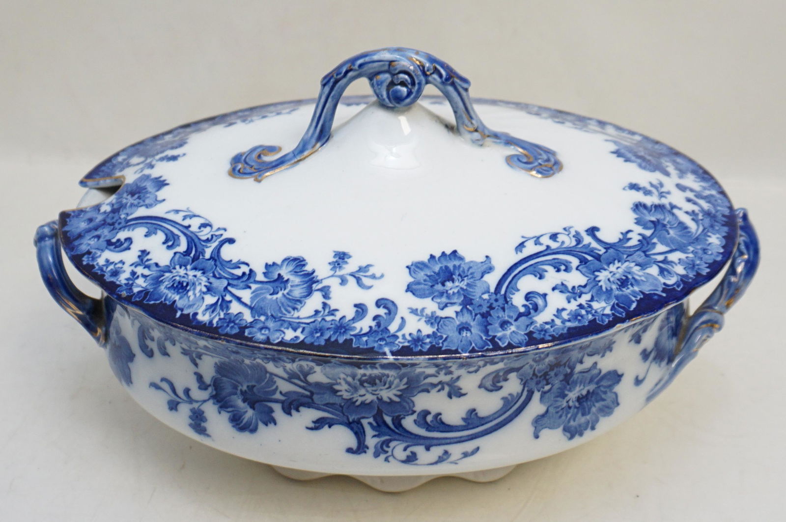 FLOW BLUE DOULTON BURSLEM TUREEN (1 of 11)