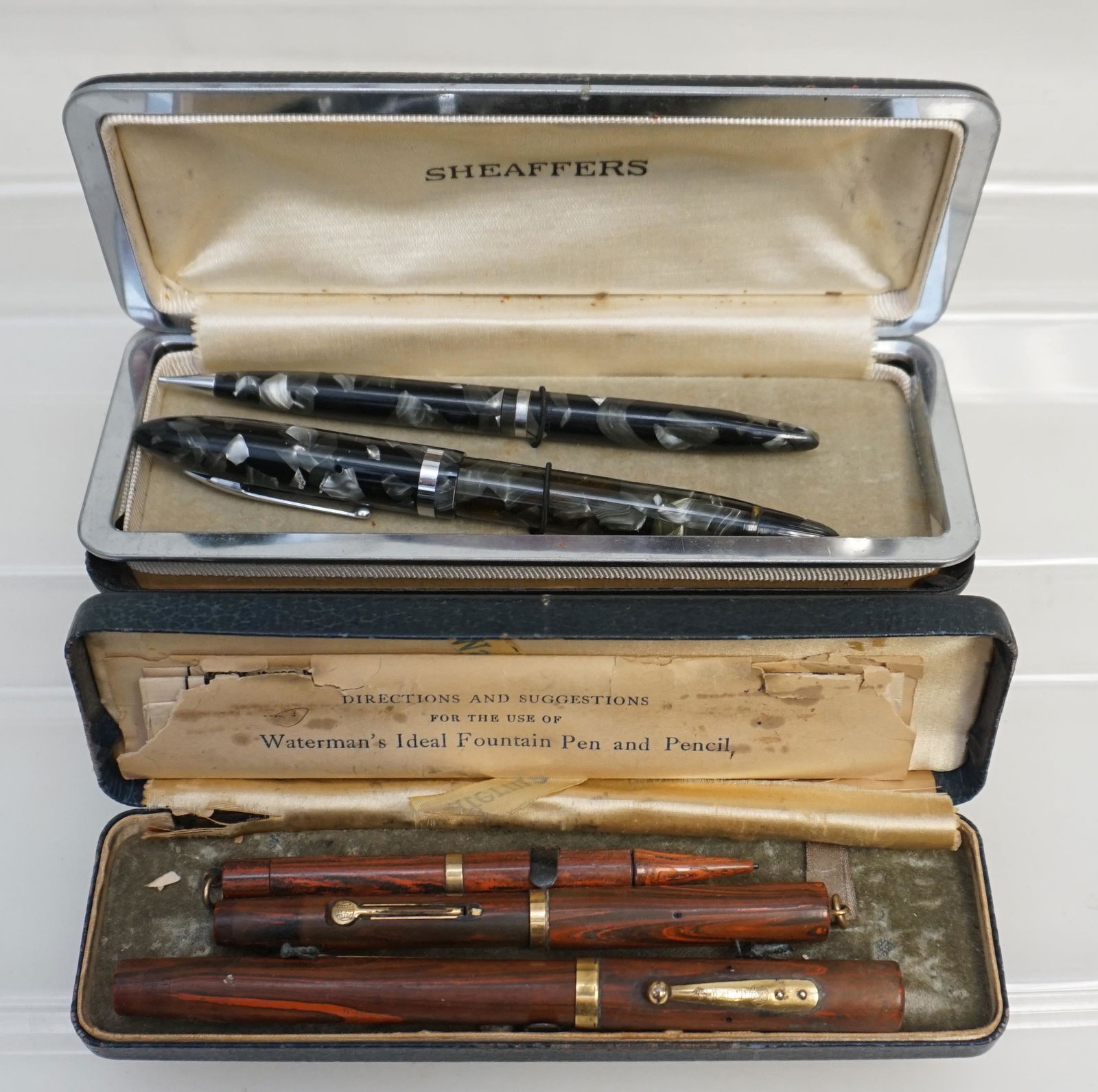 2 VINTAGE WATERMANS IDEAL+ SHEAFFERS PEN SETS (1 of 9)