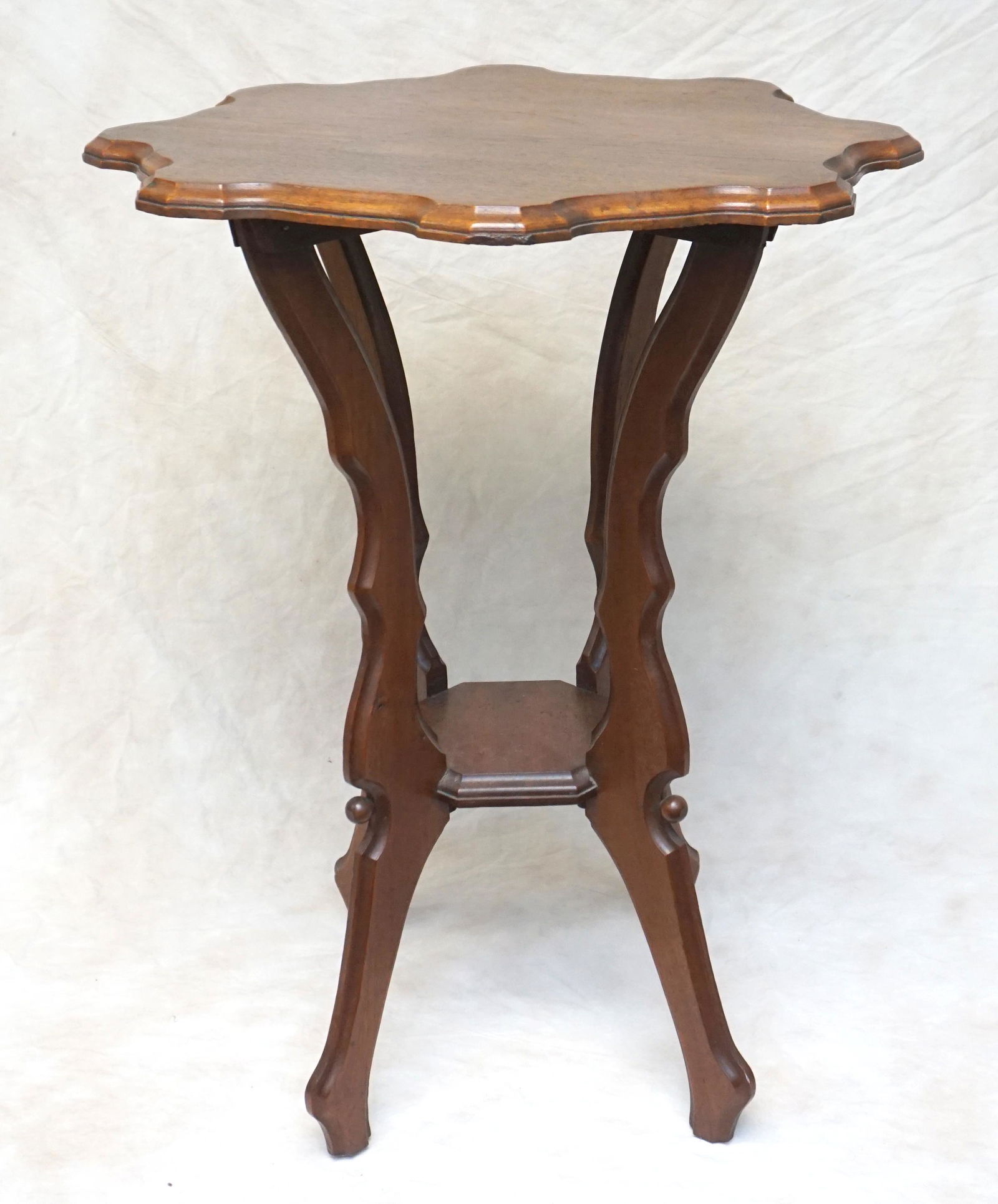 VICTORIAN OCCASIONAL TABLE (1 of 7)