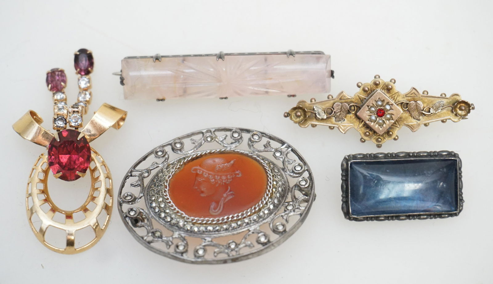 5 VICTORIAN + BROOCHES / PINS (1 of 6)
