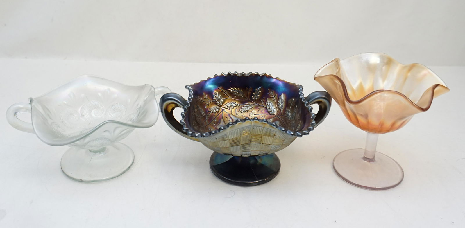 3 CARNIVAL GLASS BOWLS DUGAN - NORTHWOOD (1 of 8)
