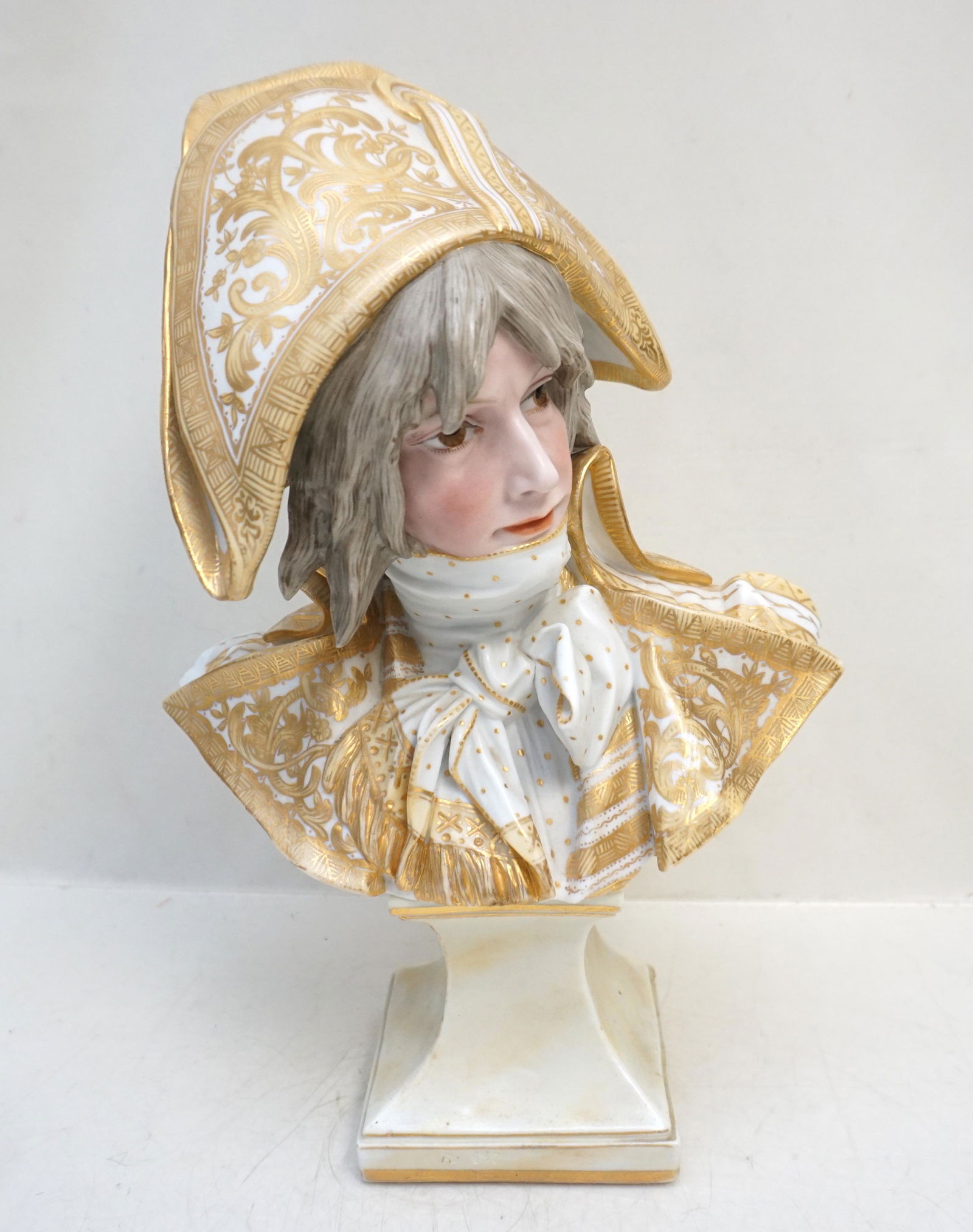 CONTINENTAL PORCELAIN NAPOLEON BUST (1 of 11)