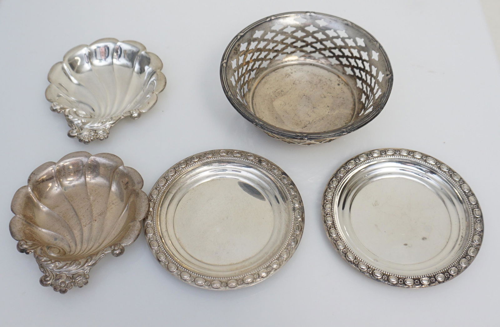 5 pc STERLING BUTTER / NUT DISHES (1 of 6)
