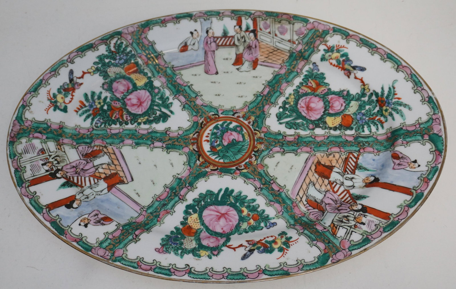 FAMILLE VERTE ROSE MEDALLION PLATTER: 1920-30s Famille Verte Rose Medallion Large Platter. Mark for Yue Dong Qi Chang - East Guangdong Porcelain Factory. Measures 18"x13"x1 1/2". Weight 5 pds. PROVENANCE: Gippy Plantation, Berkeley County