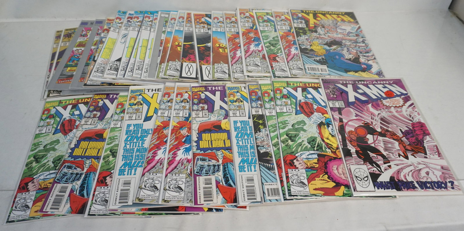 LOT OF 40 VINTAGE X-MEN COMICS: Lot of 40 Classic Comic Books "X-Men" all are from Marvel Comics. Part of a large inventory we will be selling for the estate of a Comic Book and Trading Cards Shop. All are wrapped. Perfect group for