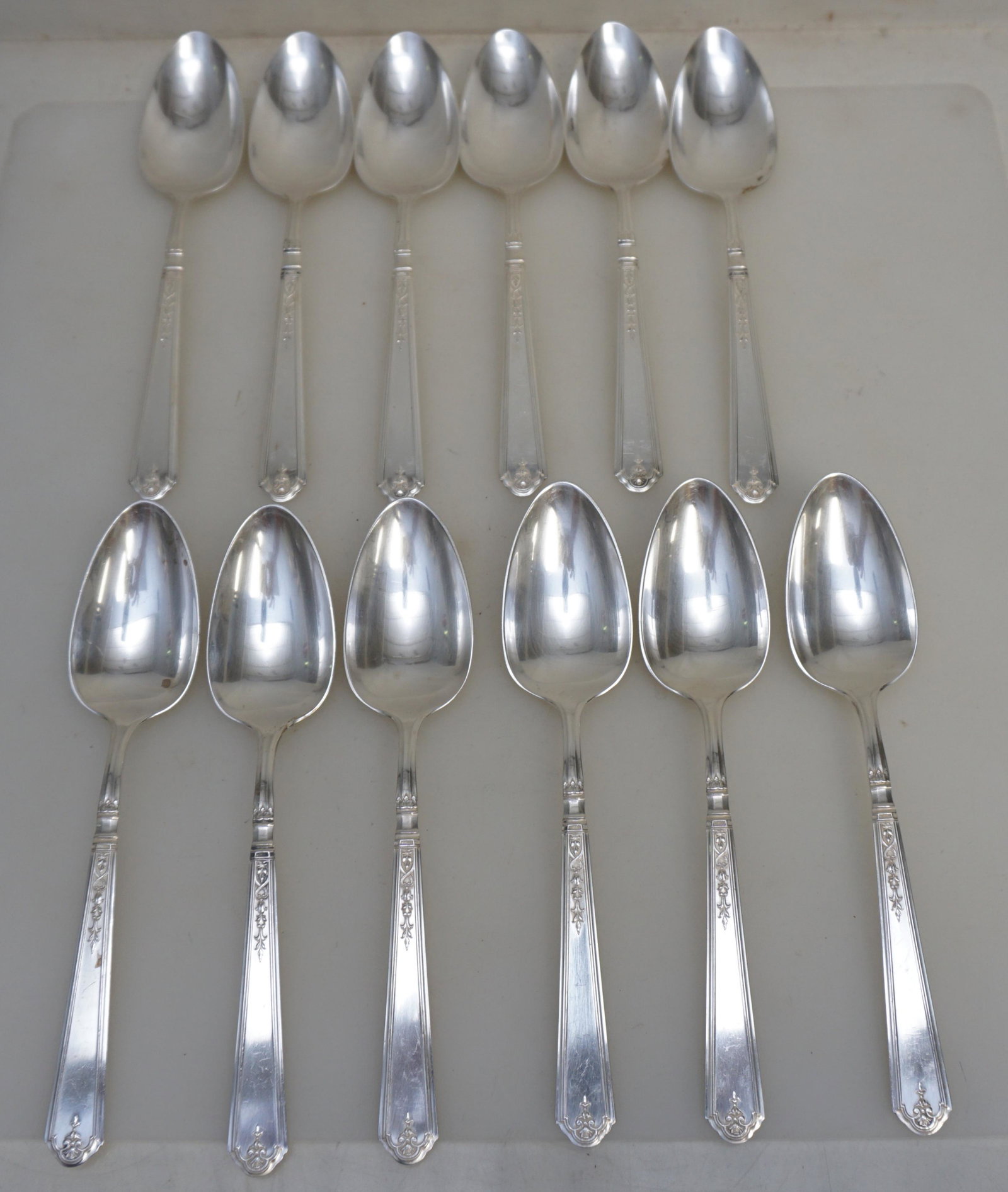 12 GORHAM STERLING PRINCESS PATRICIA DESSERT OVAL SOUP: 12 Gorham Sterling Silver Dessert Oval Soup Spoons in the 1926 Princess Patricia pattern. No monograms. Each 7 1/4". Weight on all approximately 545 grams. PROVENANCE: Edwin Moore Brogdon, PhD, collec