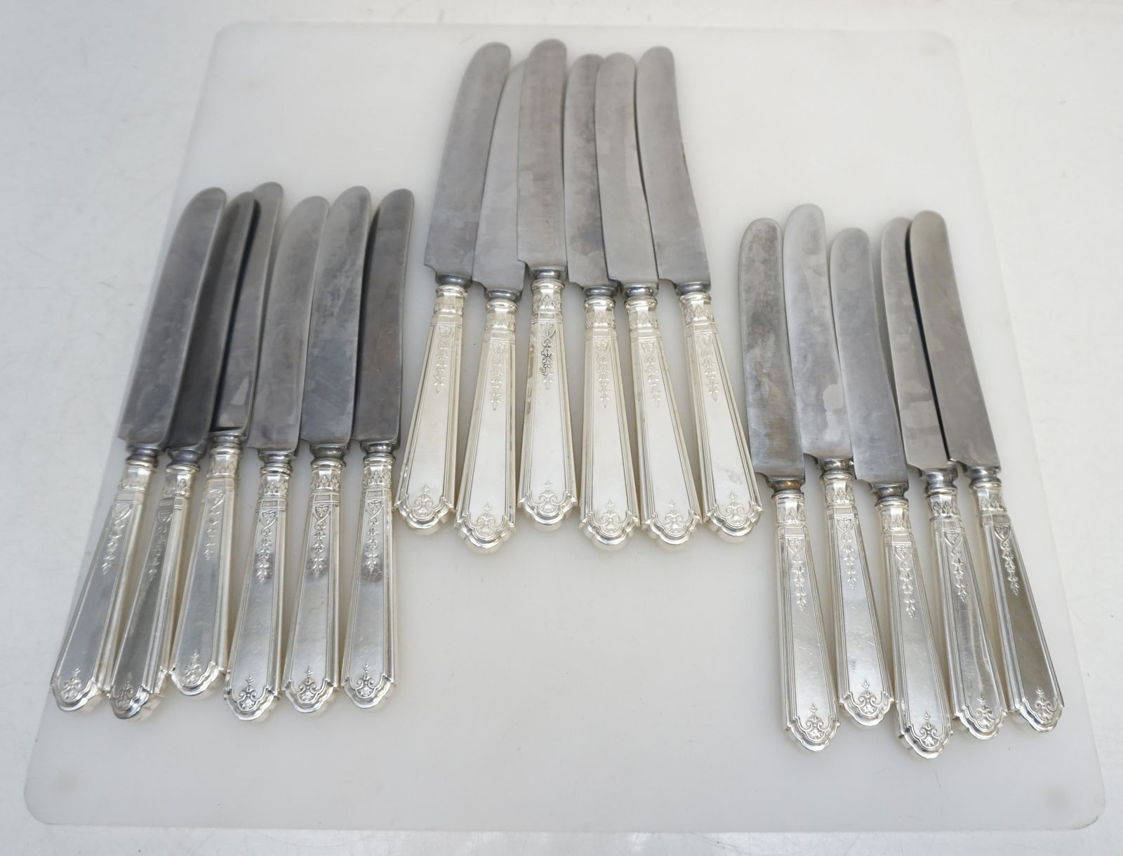 17 GORHAM STERLING PRINCESS PATRICIA KNIVES: 17 Gorham Sterling Silver Handle Knives with stainless blades in the 1926 Princess Patricia pattern. No monograms. 6 Old French Hollow Knife with Bolster Each 9 1/2" and 11 Old French Hollow Knife wit