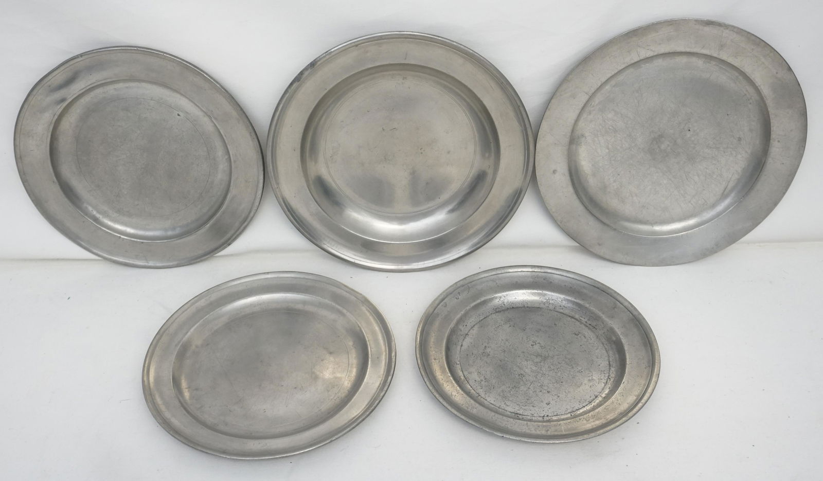 5 18th/19th c AMERICAN PEWTER PLATES (1 of 11)