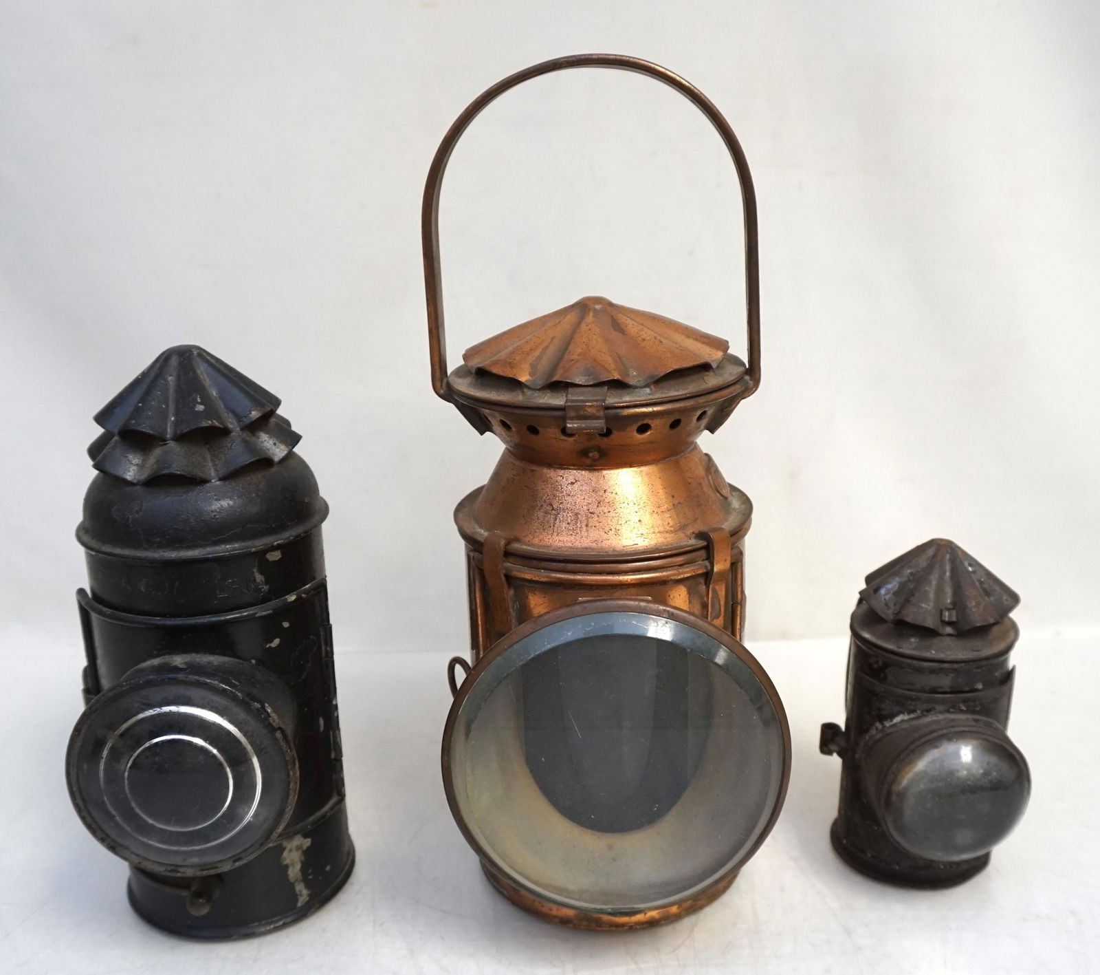 3 SHIPS SIGNAL MARINE LANTERN + (1 of 8)