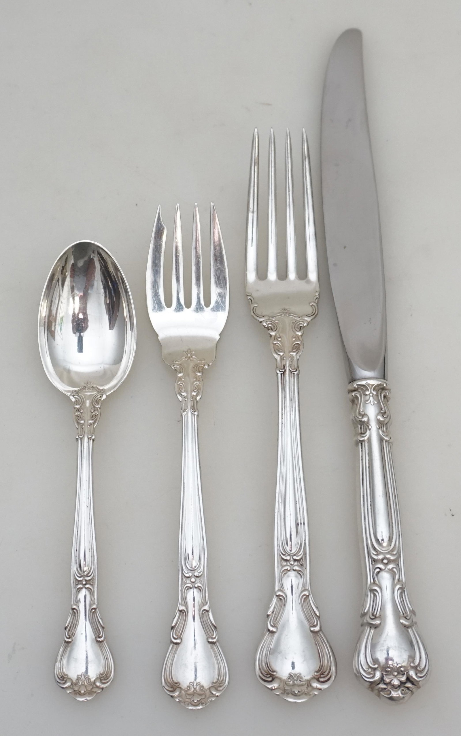 SRVC FOR 6 CHANTILLY STERLING SILVER (1 of 7)