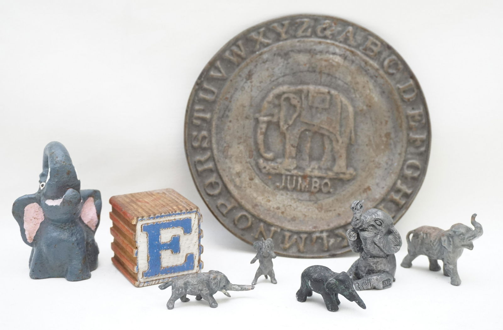 8 pc ELEPHANT COLLECTIBLES - JUMBO (1 of 7)