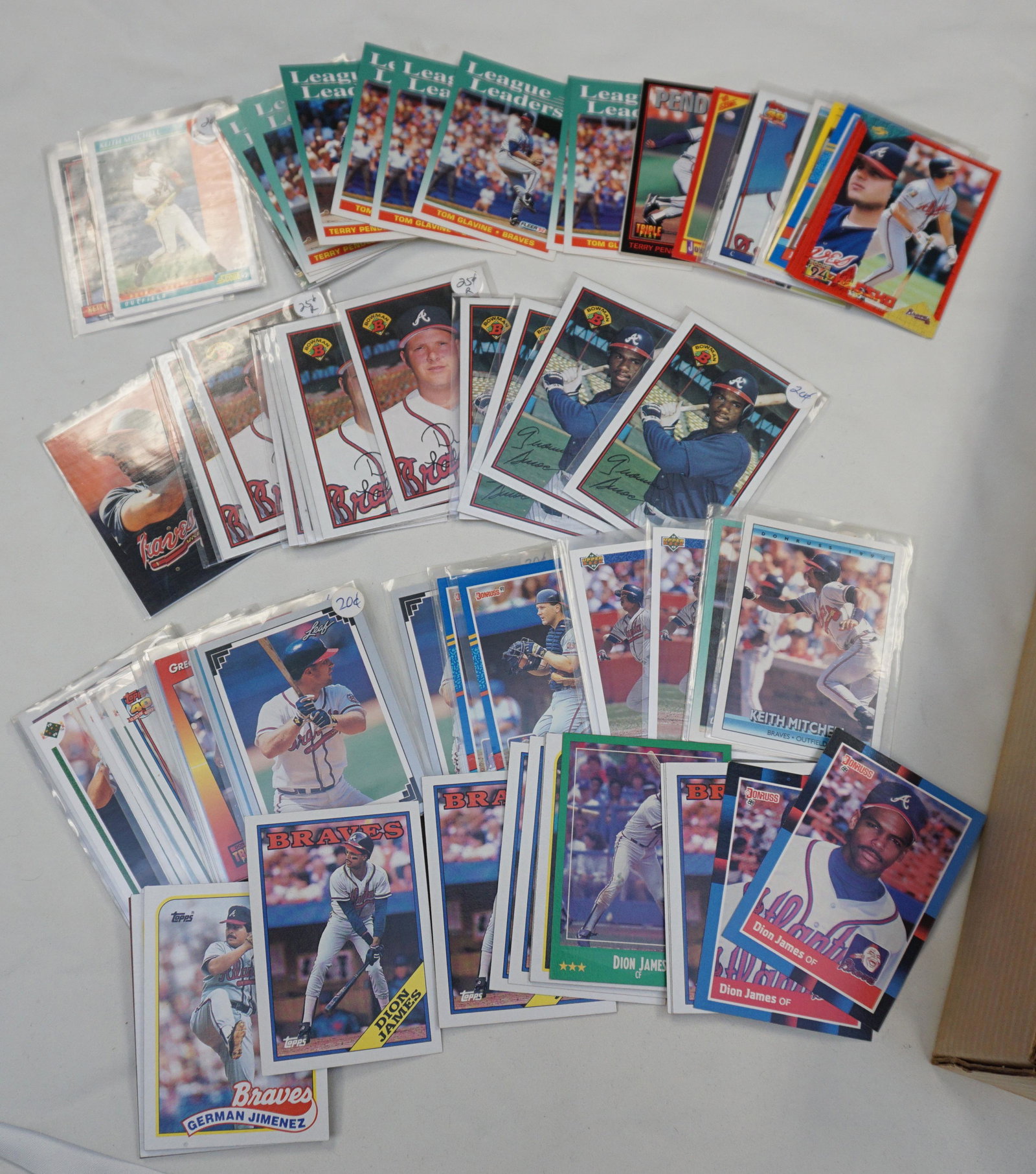 LARGE BOX LOT BASEBALL CARDS (1 of 3)