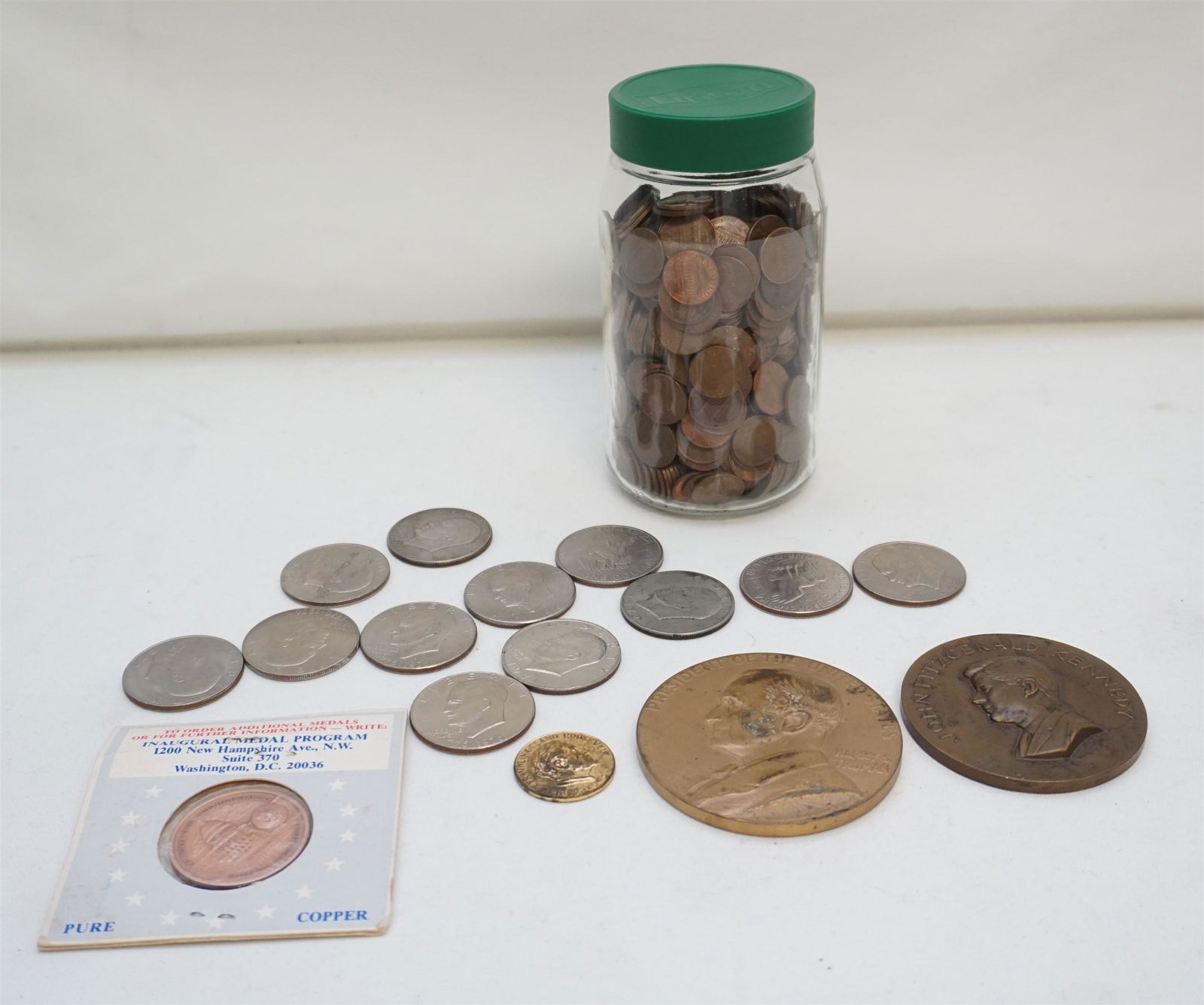 LARGE LOT COINS + PRESIDENTIAL (1 of 7)