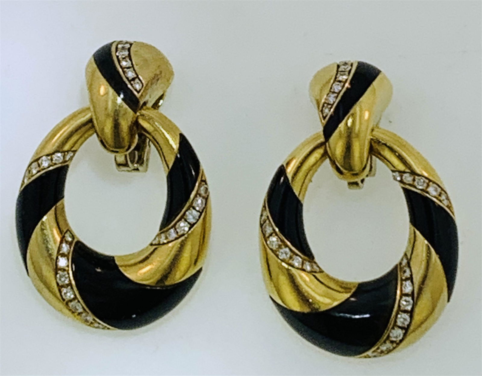 18KT GOLD ONYX & DIAMOND FASHION EARRINGS (38.30 GRAMS) (1 of 4)
