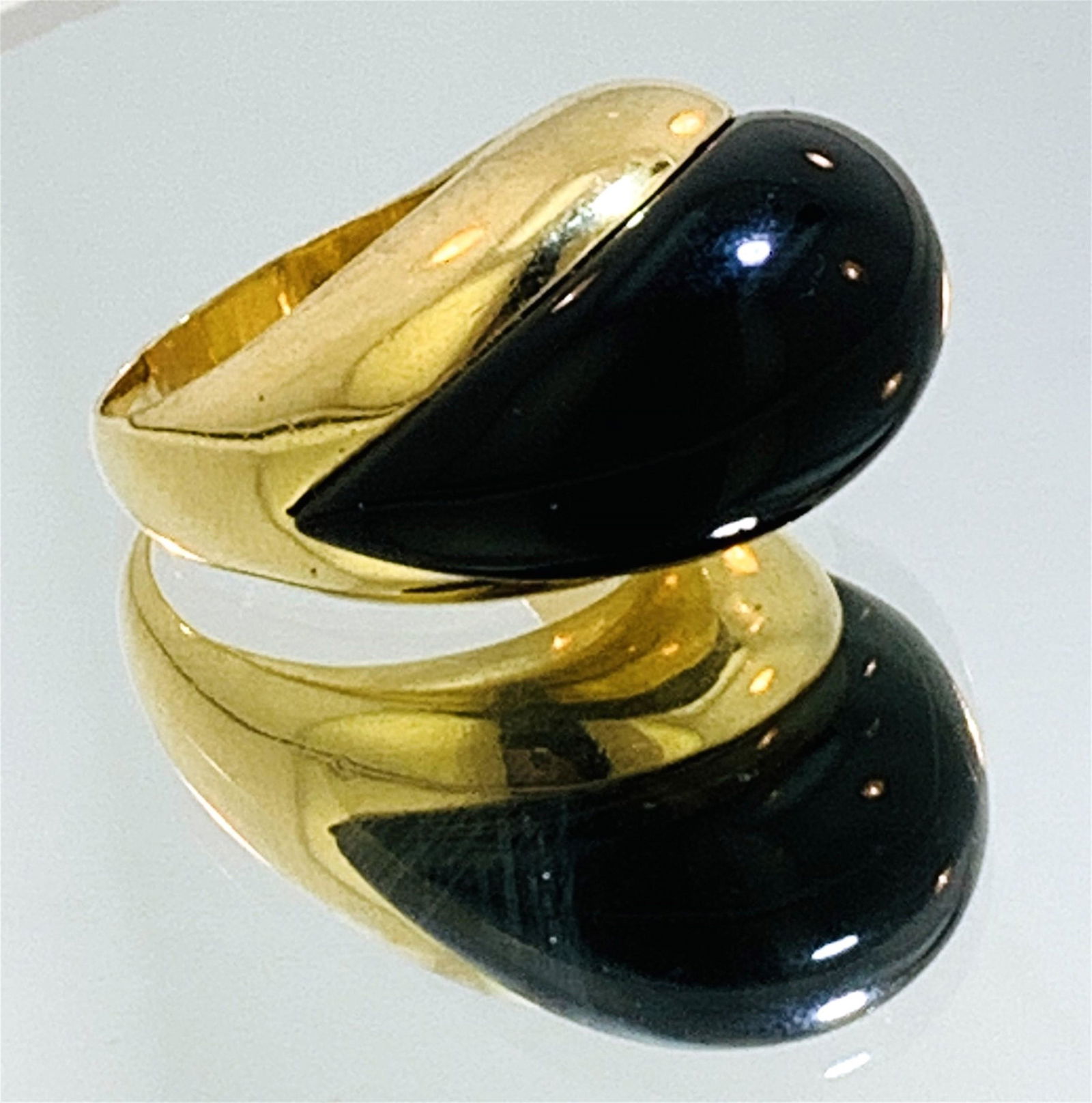 14KT GOLD ONYX FASHION RING (SIZE 7.5) (17.60 GRAMS) (1 of 5)