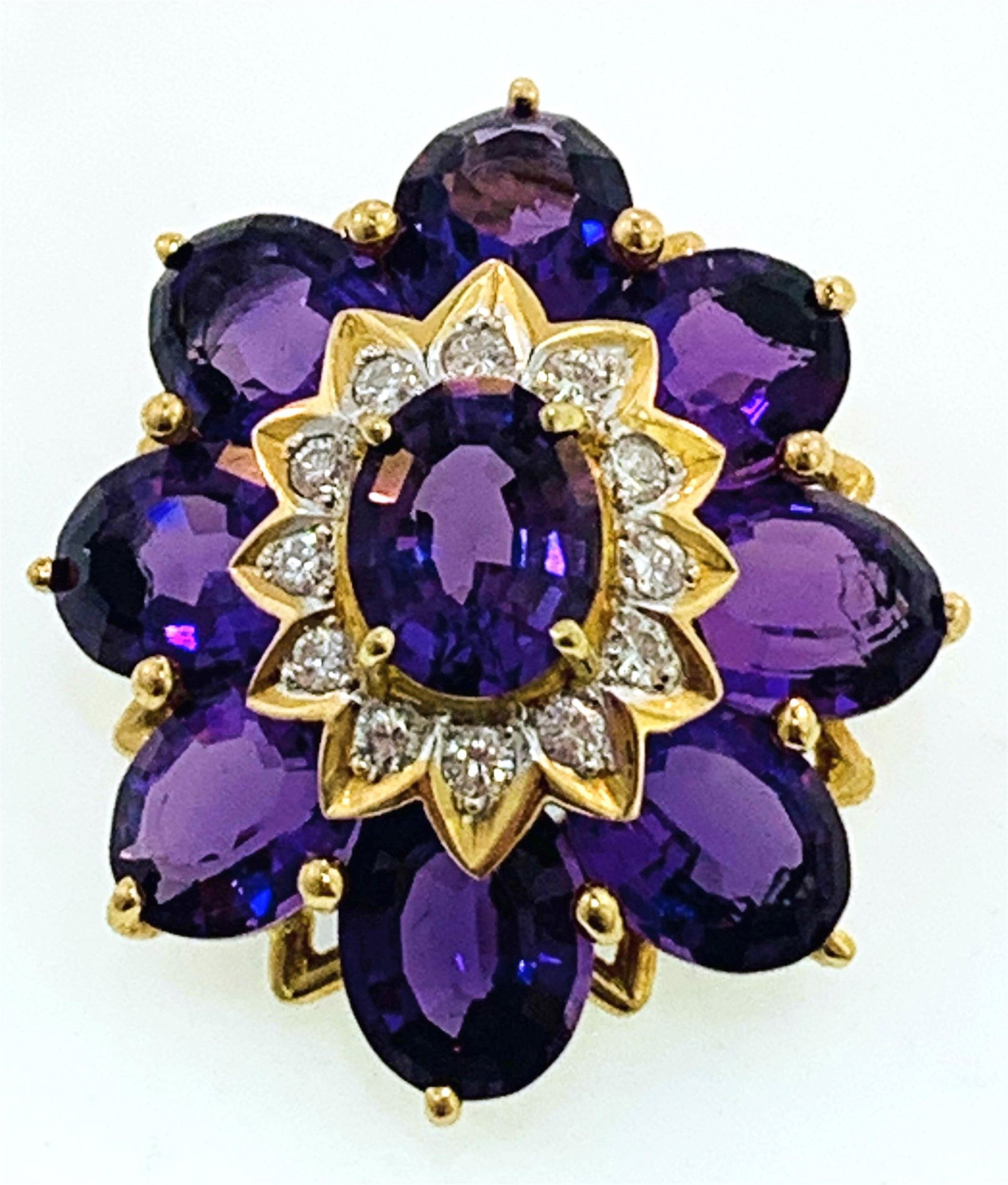 GORGEOUS 14KT GOLD AMETHYST & DIAMOND BROOCH (10.60 (1 of 3)