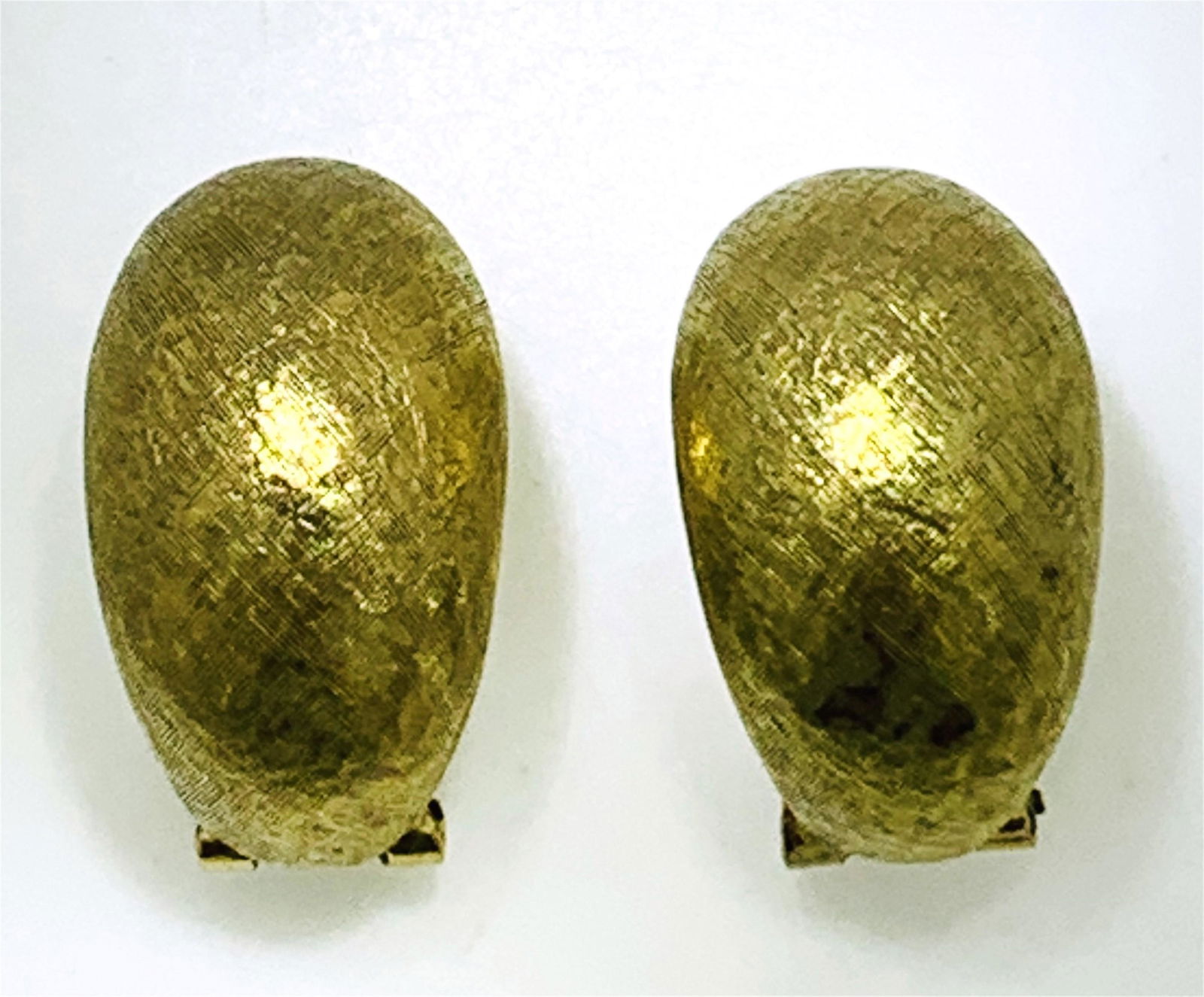 14KT DOMED FASHION EARRINGS (8.70 GRAMS) (1 of 3)