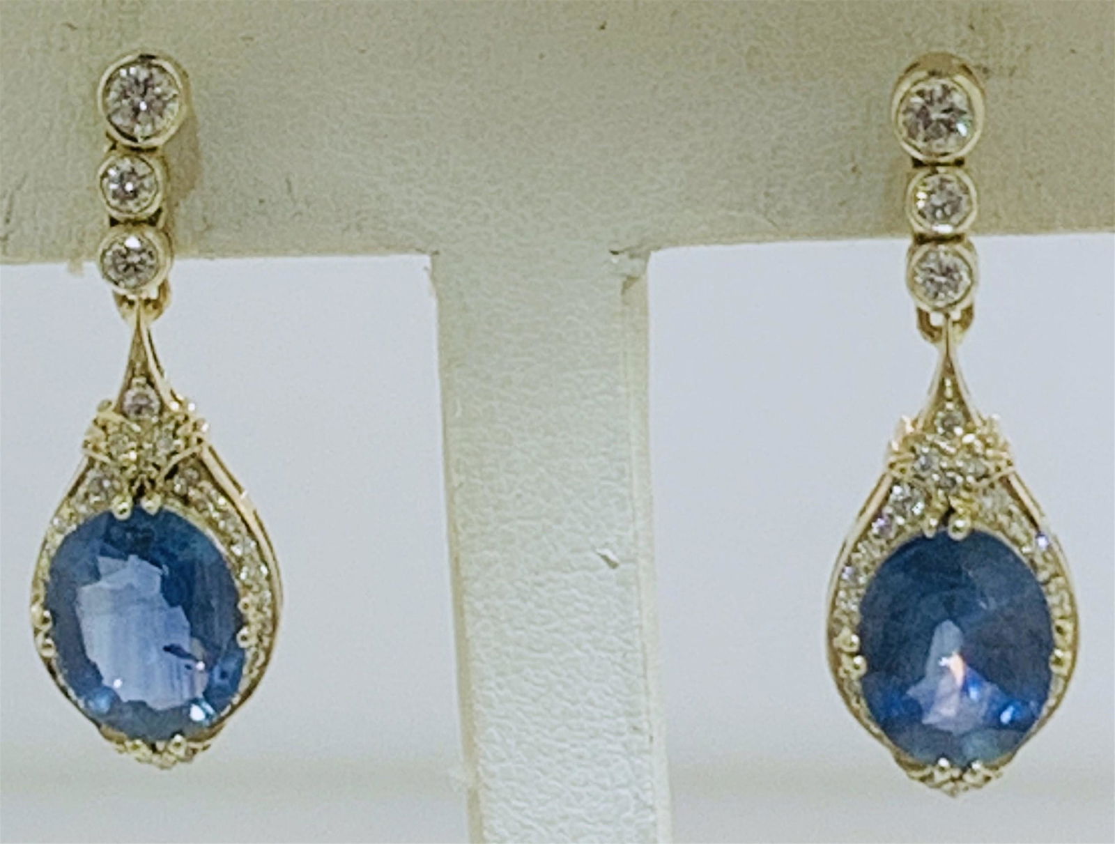 14KT WHITE GOLD SAPPHIRE & DIAMOND EARRINGS (1 of 3)