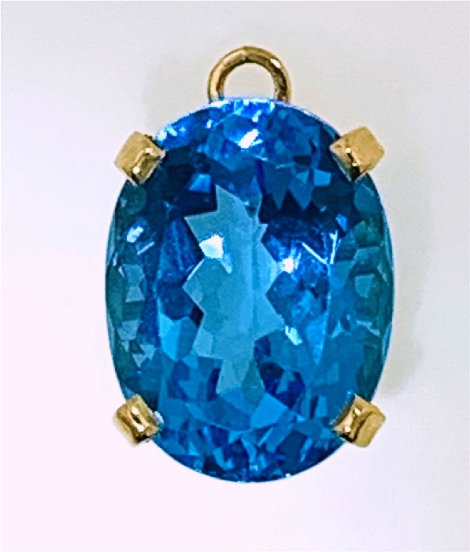 14KT GOLD LARGE BLUE TOPAZ PENDANT (23.10 GRAMS) (1 of 4)