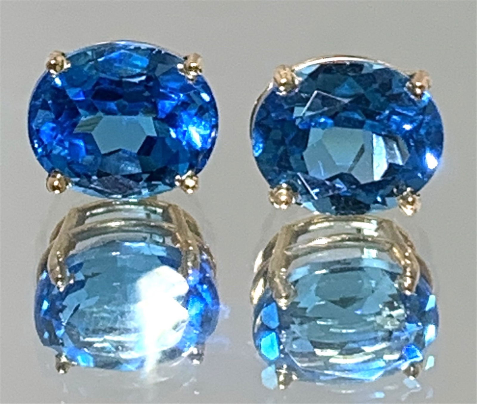14KT GOLD BLUE TOPAZ STUD EARRINGS (4.80 GRAMS) (1 of 3)