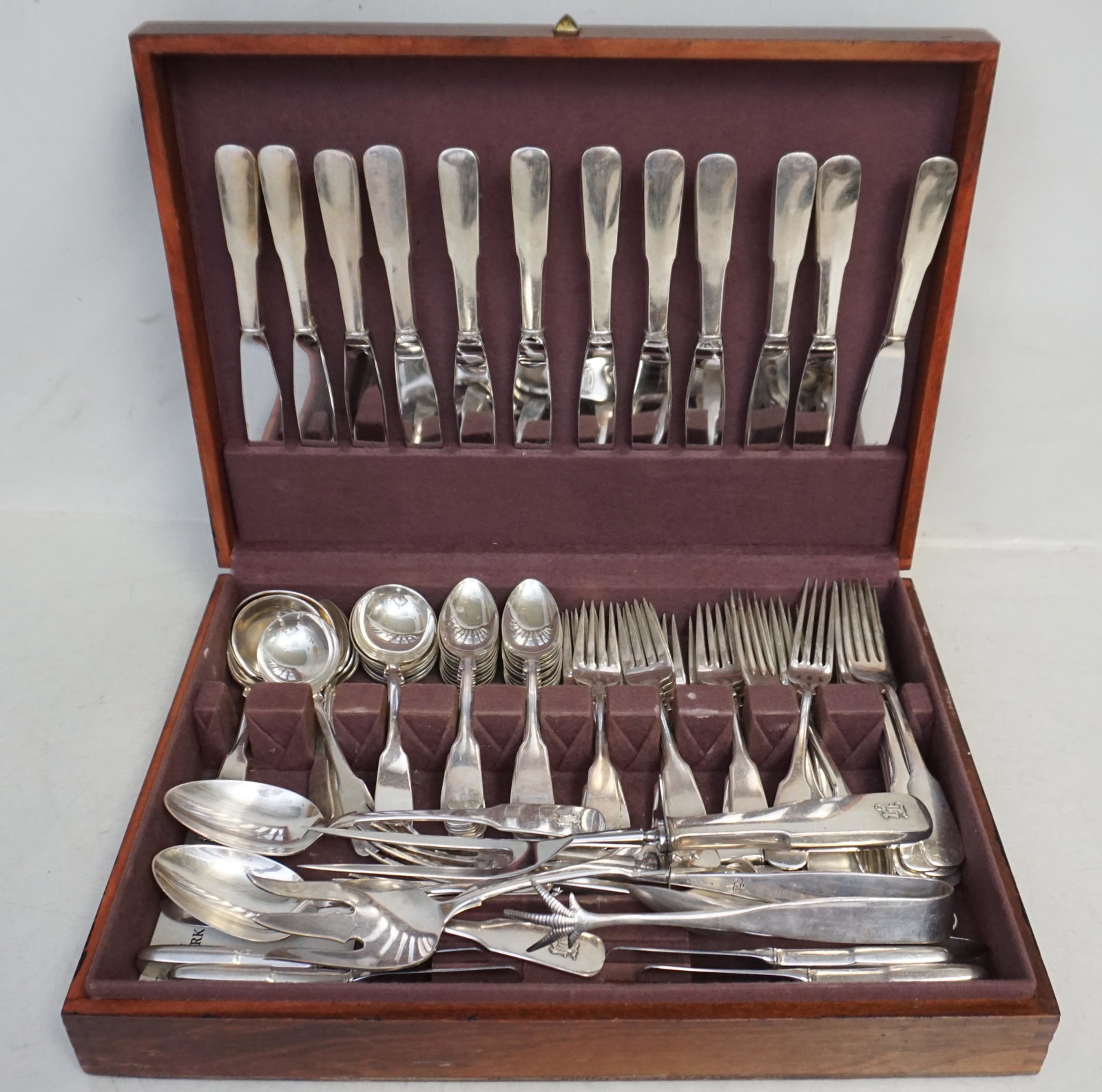 LARGE 86 PC GROUP INTERNATIONAL STERLING FLATWARE PLUS: Large Grouping of 86 Pieces International Silver Sterling Silver Flatware in the "1810" Pattern as well as additional Silver Pieces. 1810 was introduced in 1930, inspired by the fiddle-shape that was 