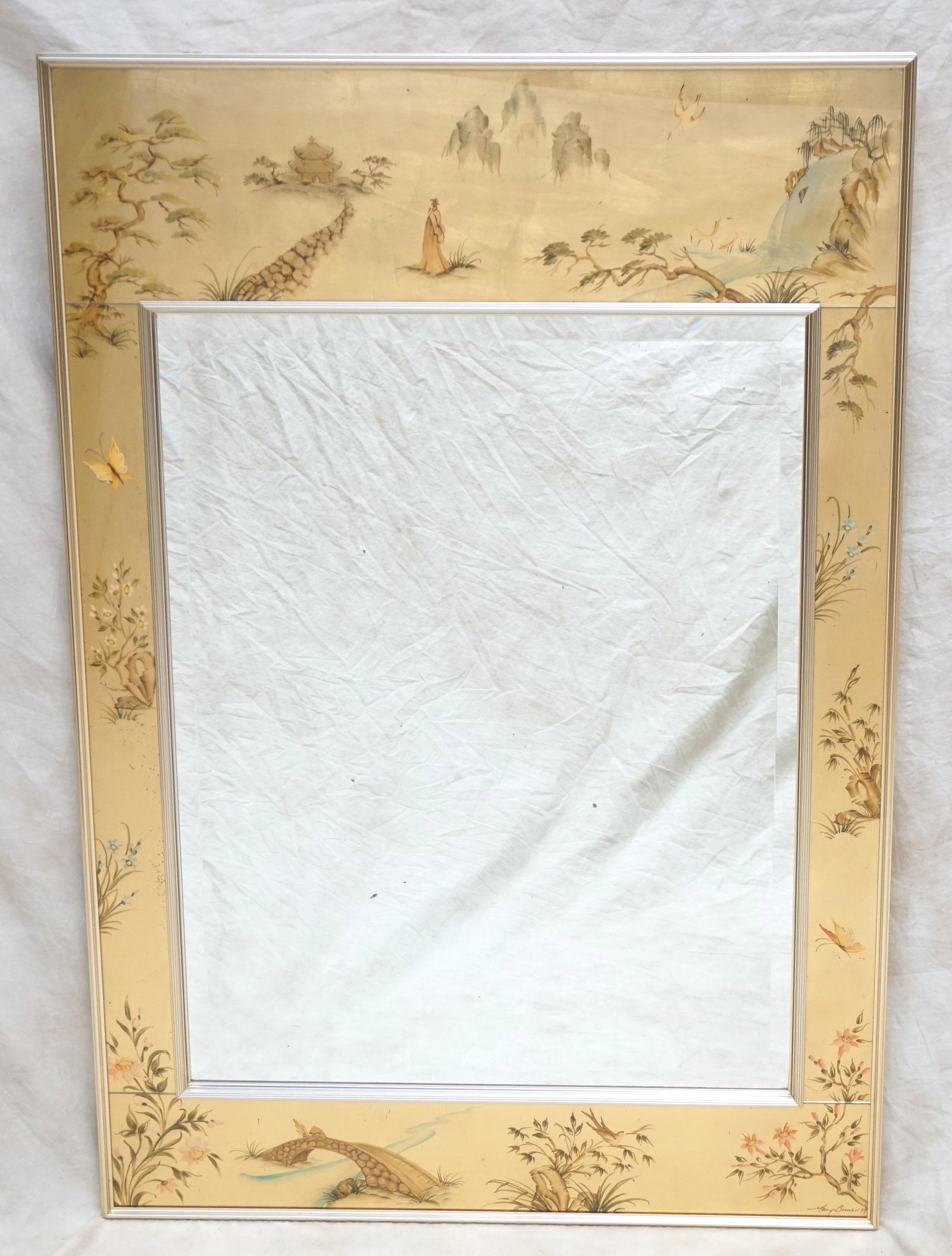 VINTAGE LABARGE CHINOISERIE EGLOMISE MIRROR: Vintage Large Labarge Eglomise Hand Painted Chinoiserie Style Mirror. Outstanding quality, gold leaf overlay on reverse painted glass. The mirror is beveled. Signed by the artist and dated 1979. Measu
