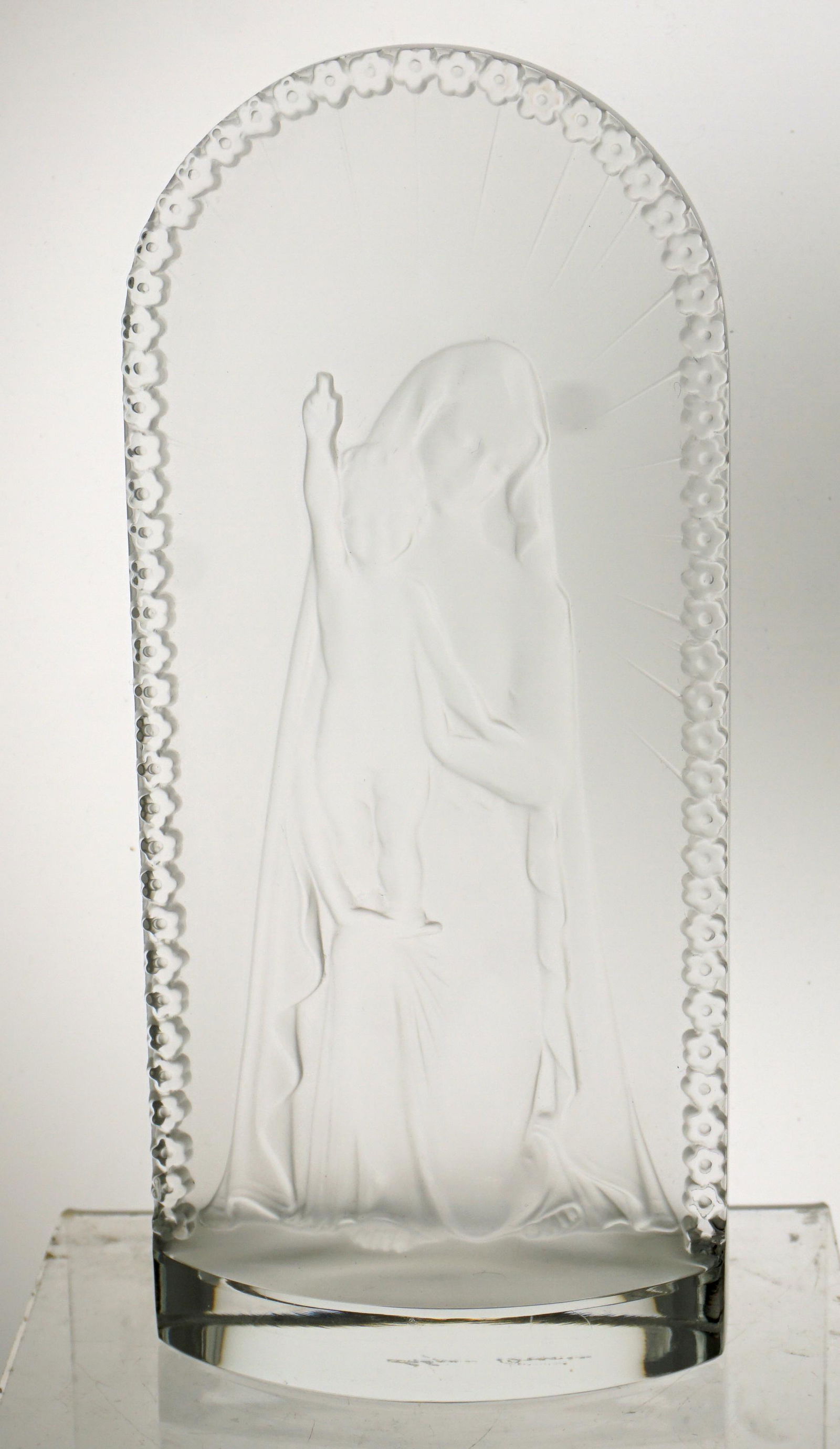 LALIQUE MADONNA & CHILD PLAQUE ON STAND (1 of 4)